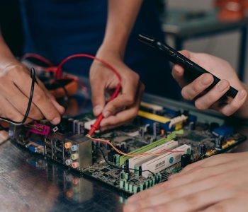 pexels-mikhail-nilov-9242887